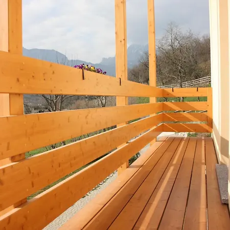 德维斯希欧农家乐 *